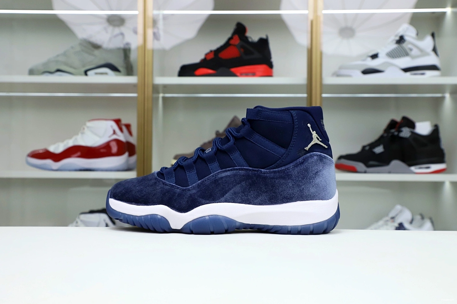 NAVY AIR MIDNIGHT 11 RETRO JORDAN 1022